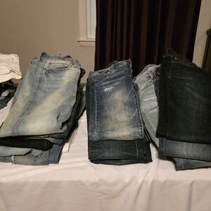 Womens Assorted Blue Jeans. Brands are AE, A&F And Exprese. Some are NWT.